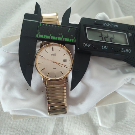Pre-owned vintage Timex Quartz