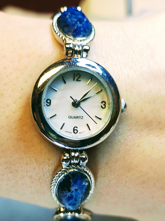 Nice Quartz bracelet watch
